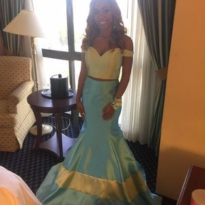 Meet your Posher, Dorothy